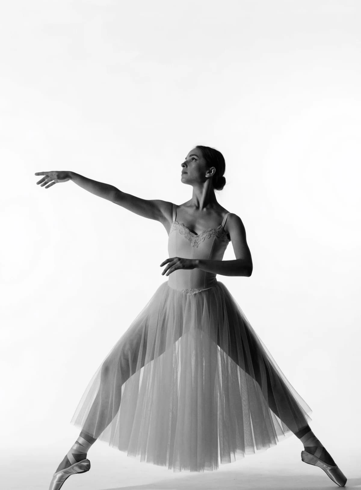 Juno Vásquez, a ballet dancer — illustrative photograph